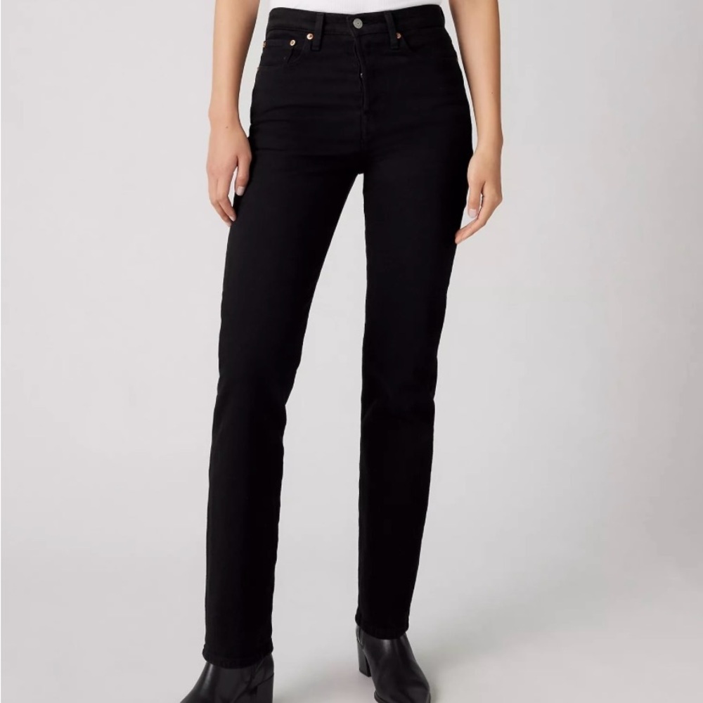 Levi's Black Wedgie Straight Leg Jeans